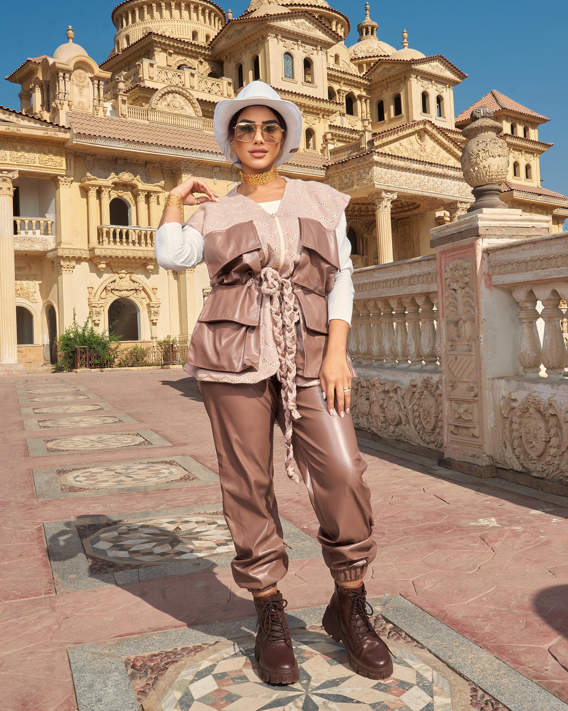 Camel elegant suit
